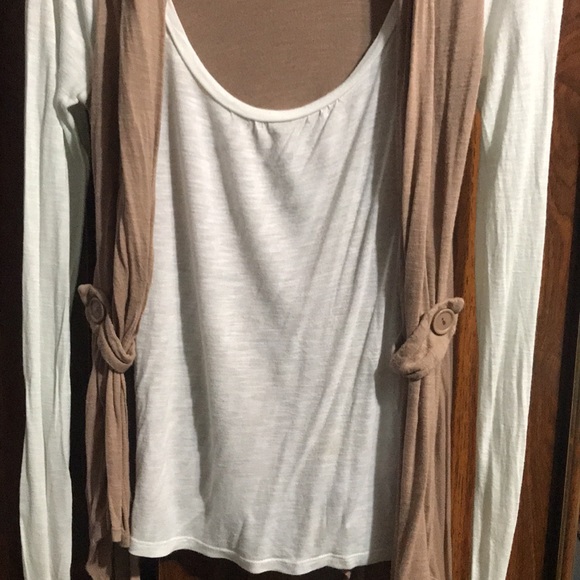 Women blouse - Picture 3 of 3